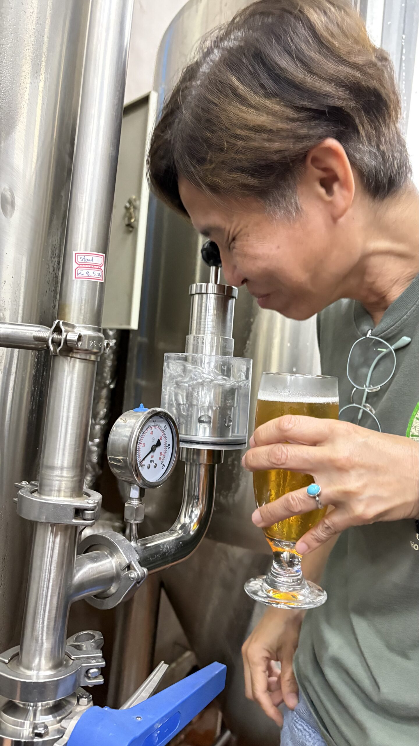 kating-craft-beer-laos-smell